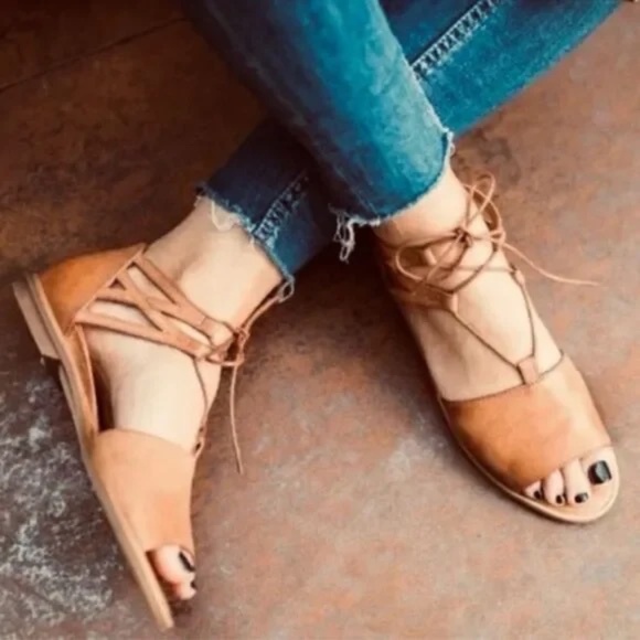 Paul Green Tan Sandals - Picture 1 of 16